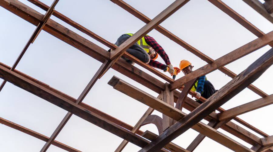 Professional gutter cleaning services in Altenburg, MO